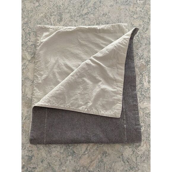 Hearth & Hand Magnolia Table Runner Black/White/Gray with Sewn Tassel(with flaw) - Picture 5 of 9